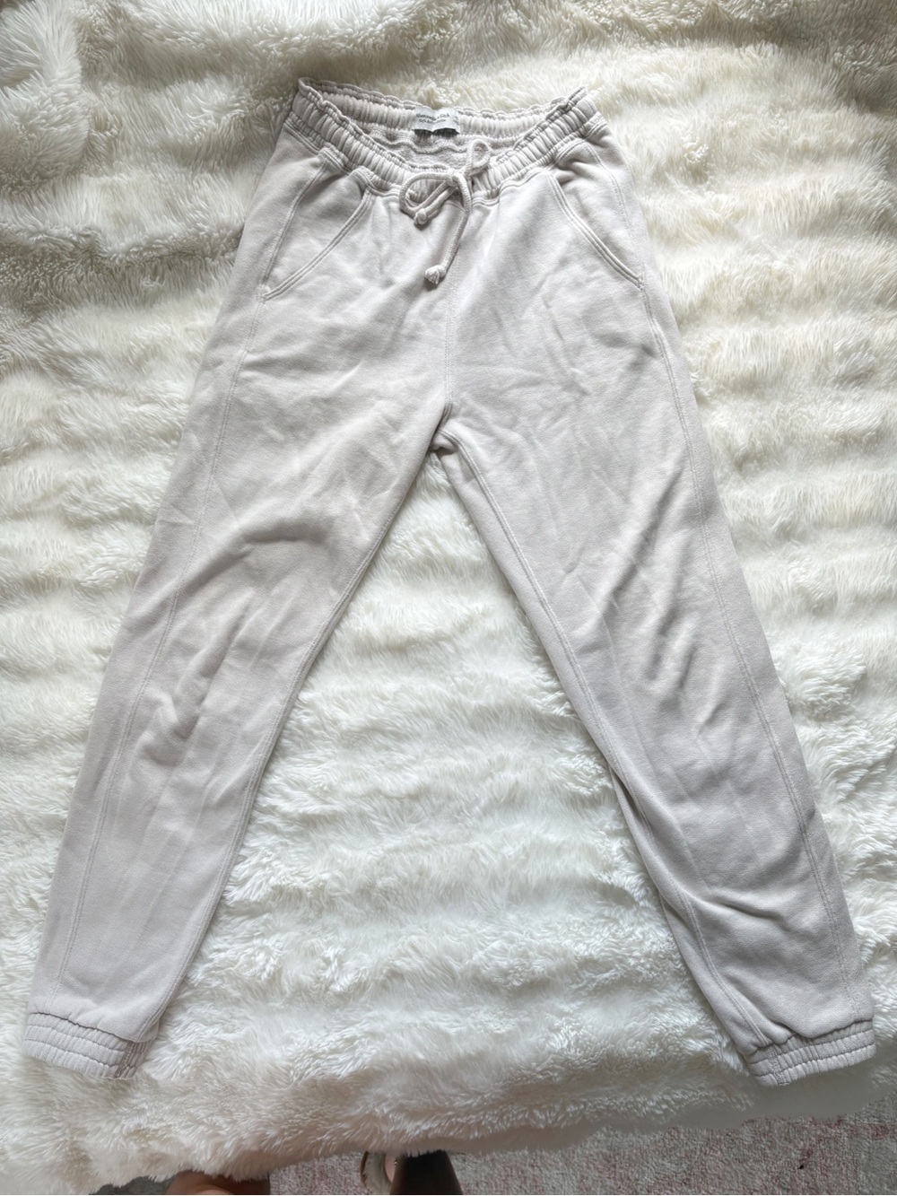 Abercrombie & Fitch Women’s Cream Drawstring Joggers - Picture 4 of 5